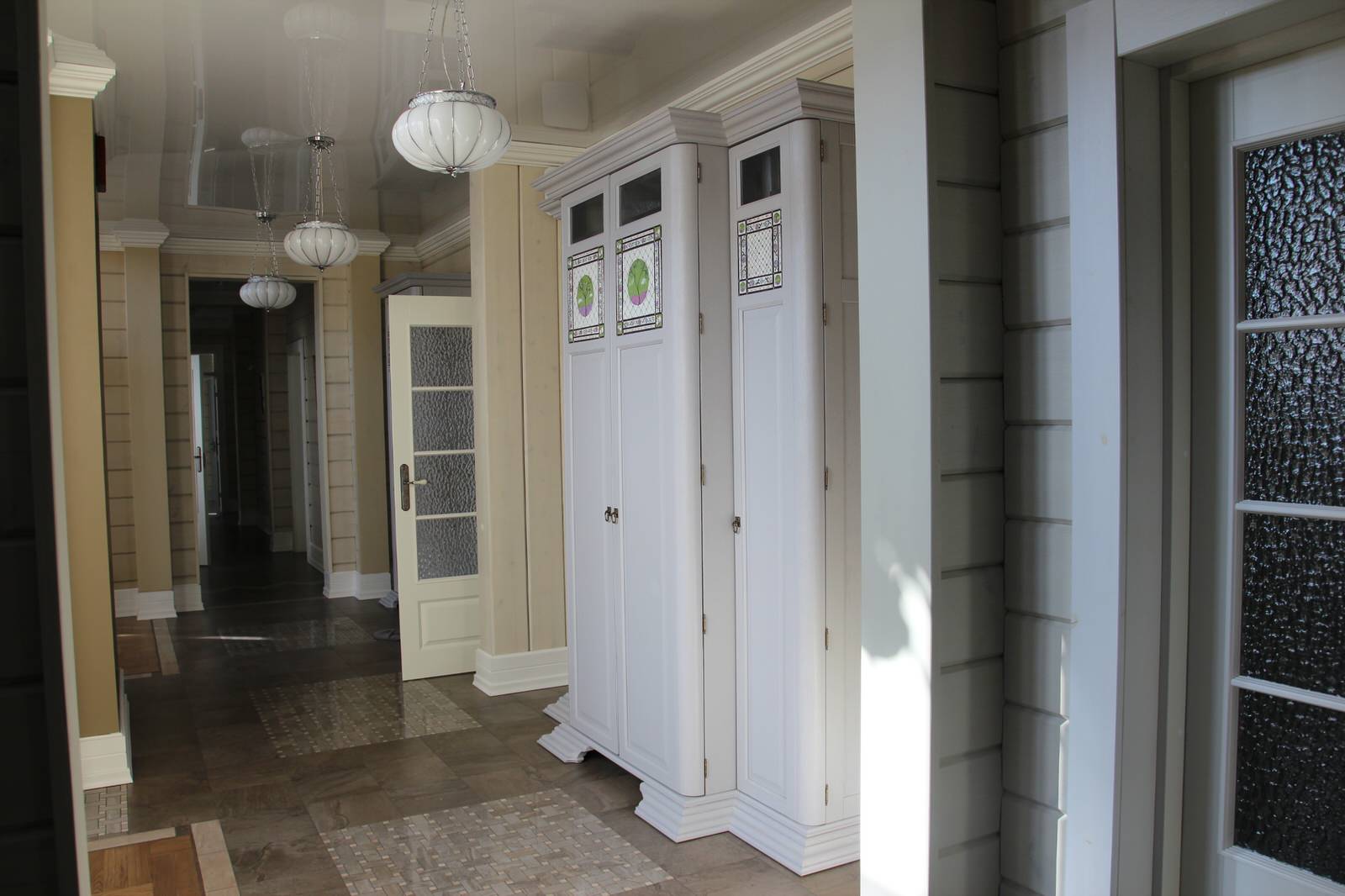 Дом с видом на лес.