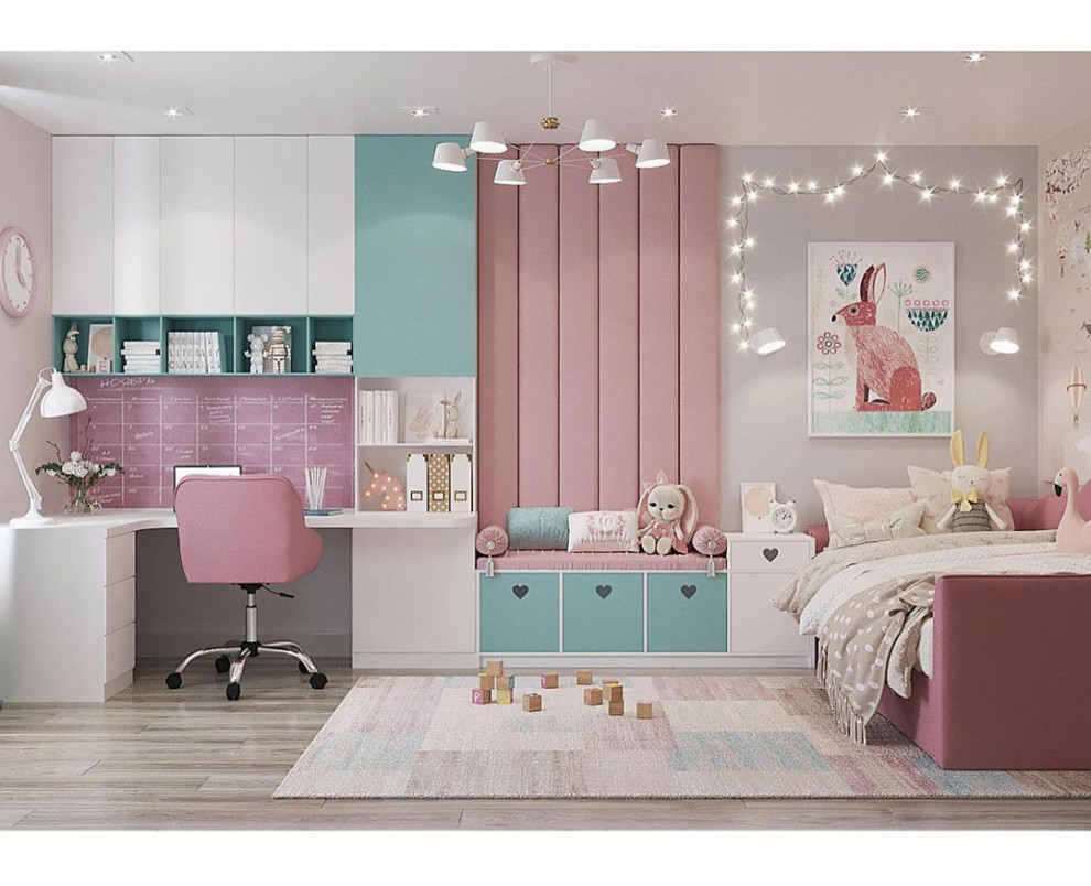 Обложка проекта: Нежная комната для девочки с картами мира на обоях Alltowall для bungalow_tmn