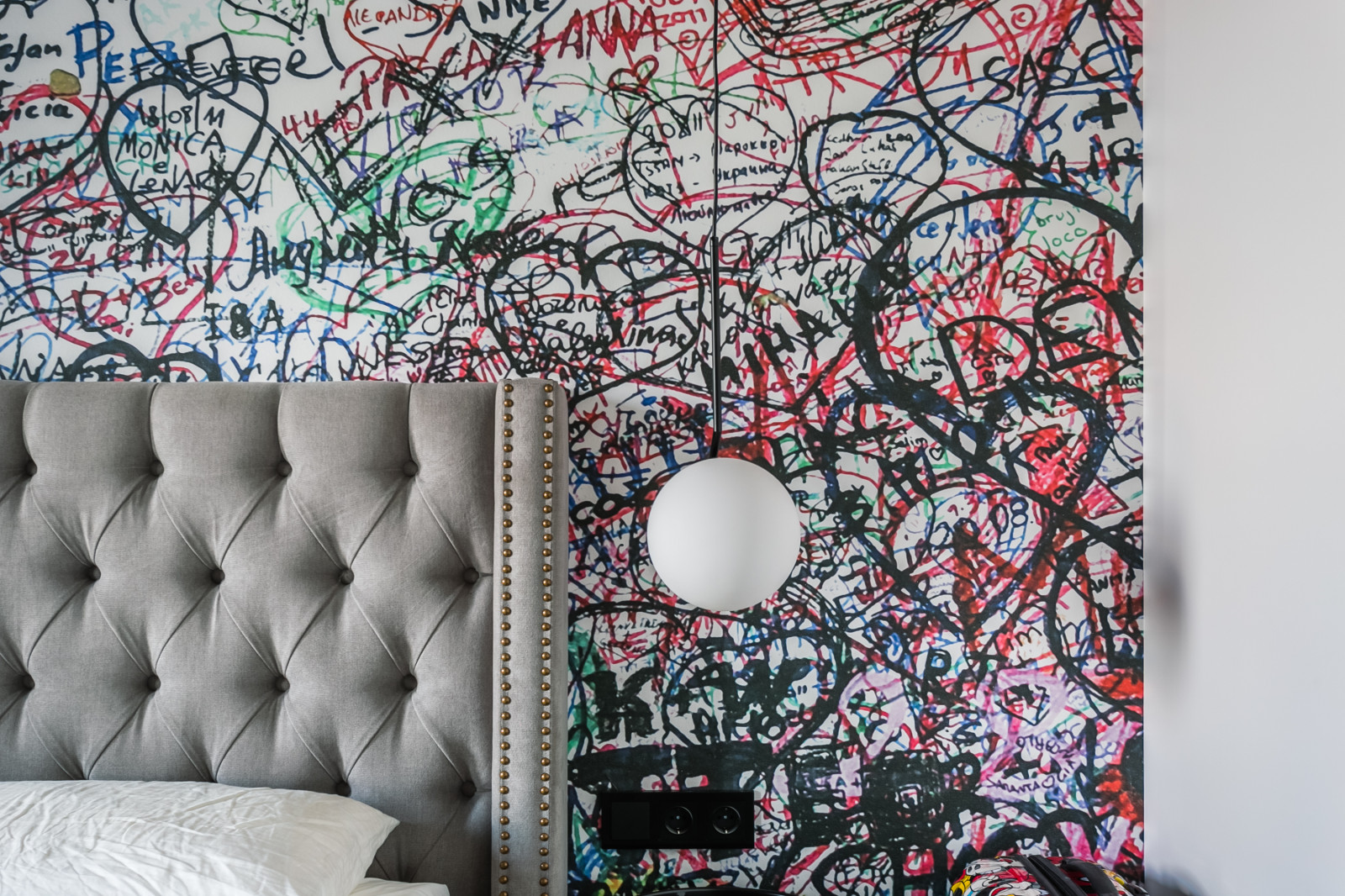 Houzz тур: Квартира, где светильники... греют ужин