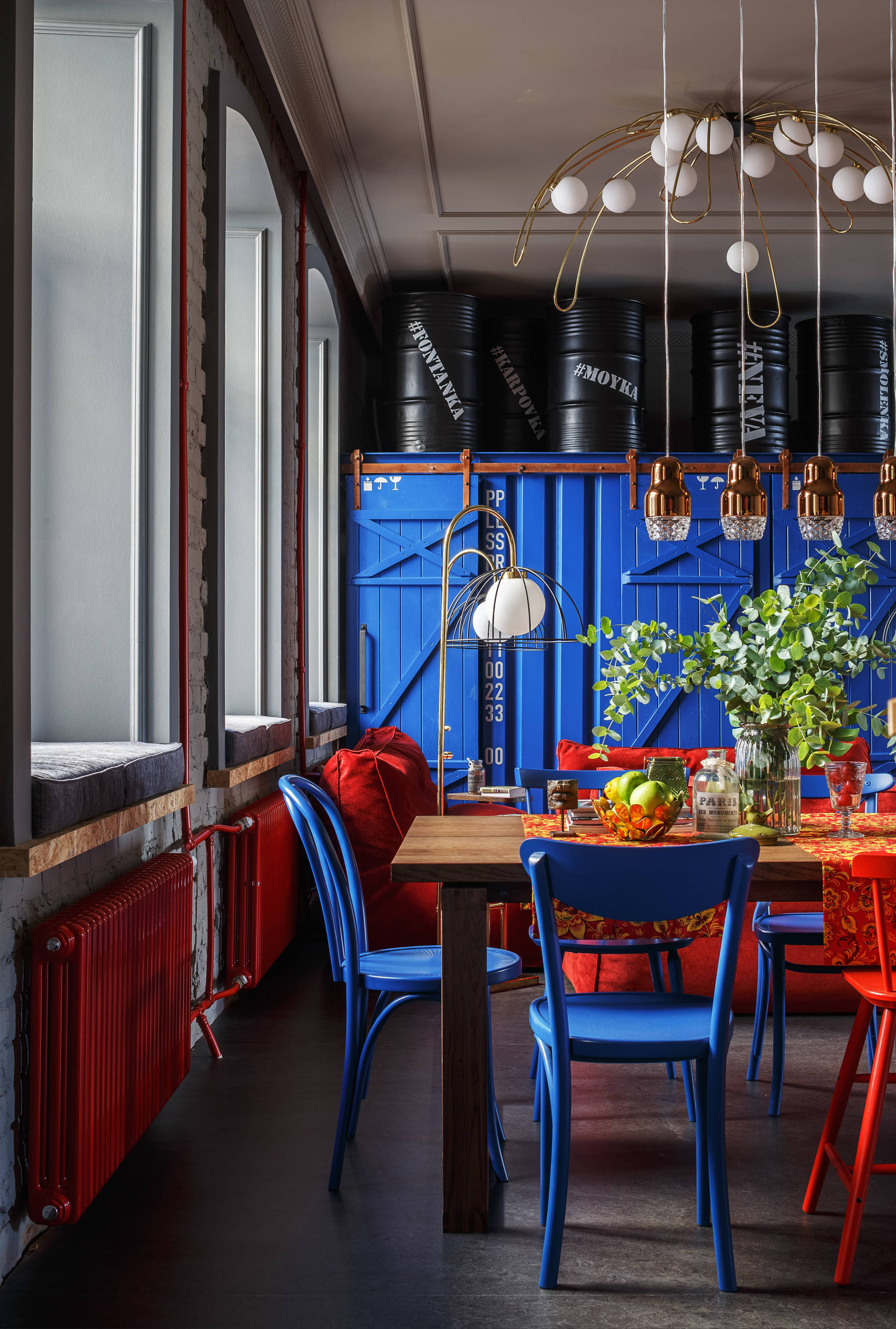 Houzz тур: Купола, матрешки, балетные пачки под потолком