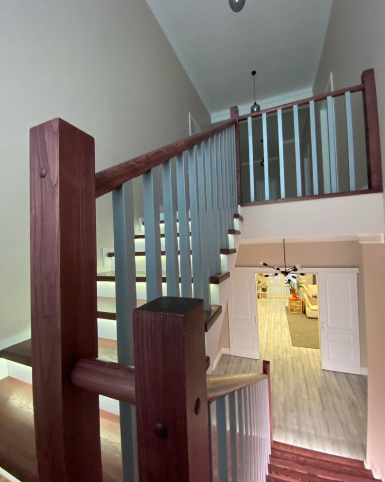 Лестница Алексея и Анны в КП Медная Подкова