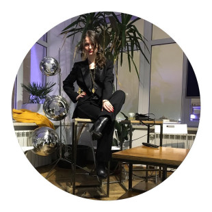 Юлия Родинова