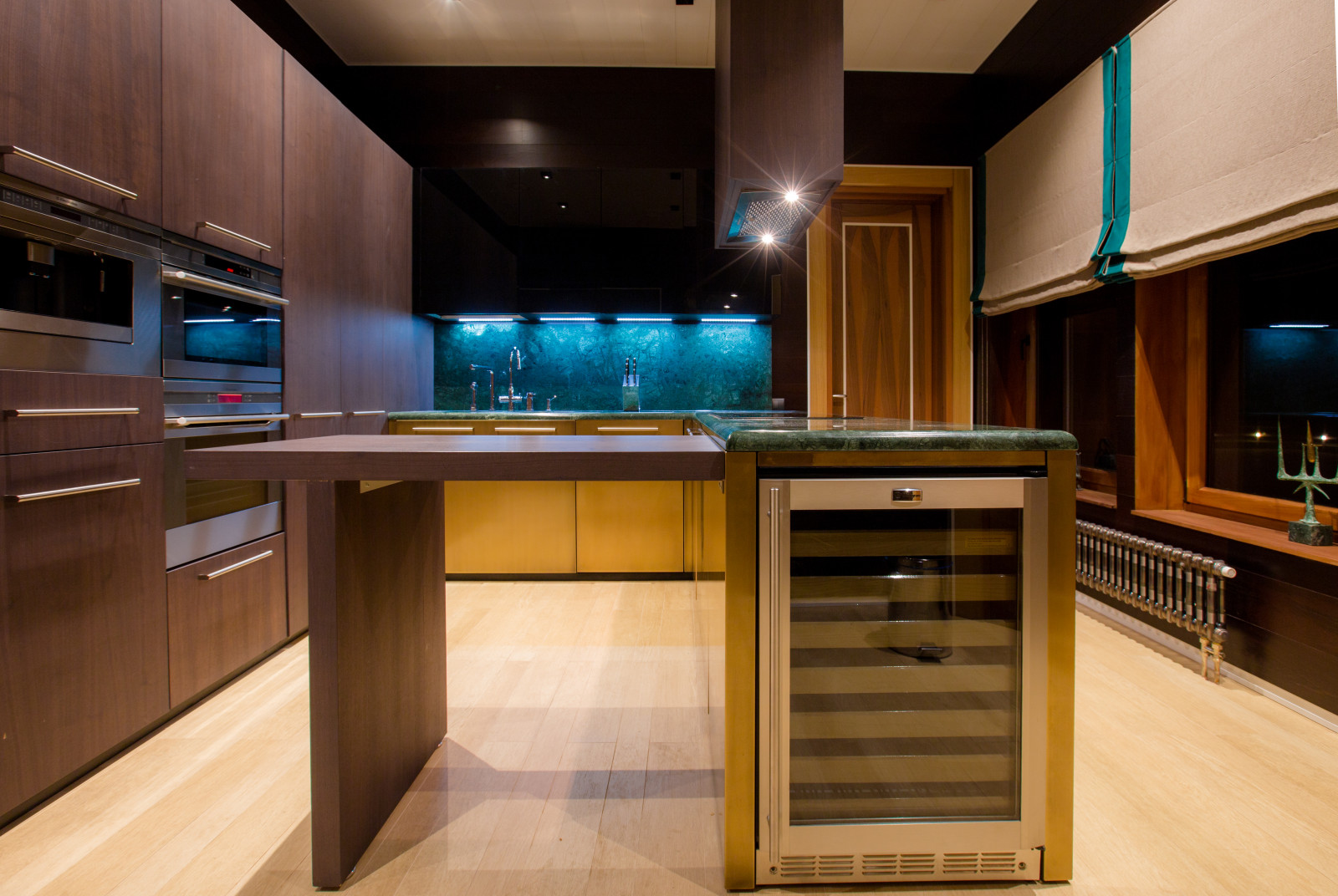 РЕЗИДЕНЦИЯ "ЛАЗУРНЫЙ БЕРЕГ"