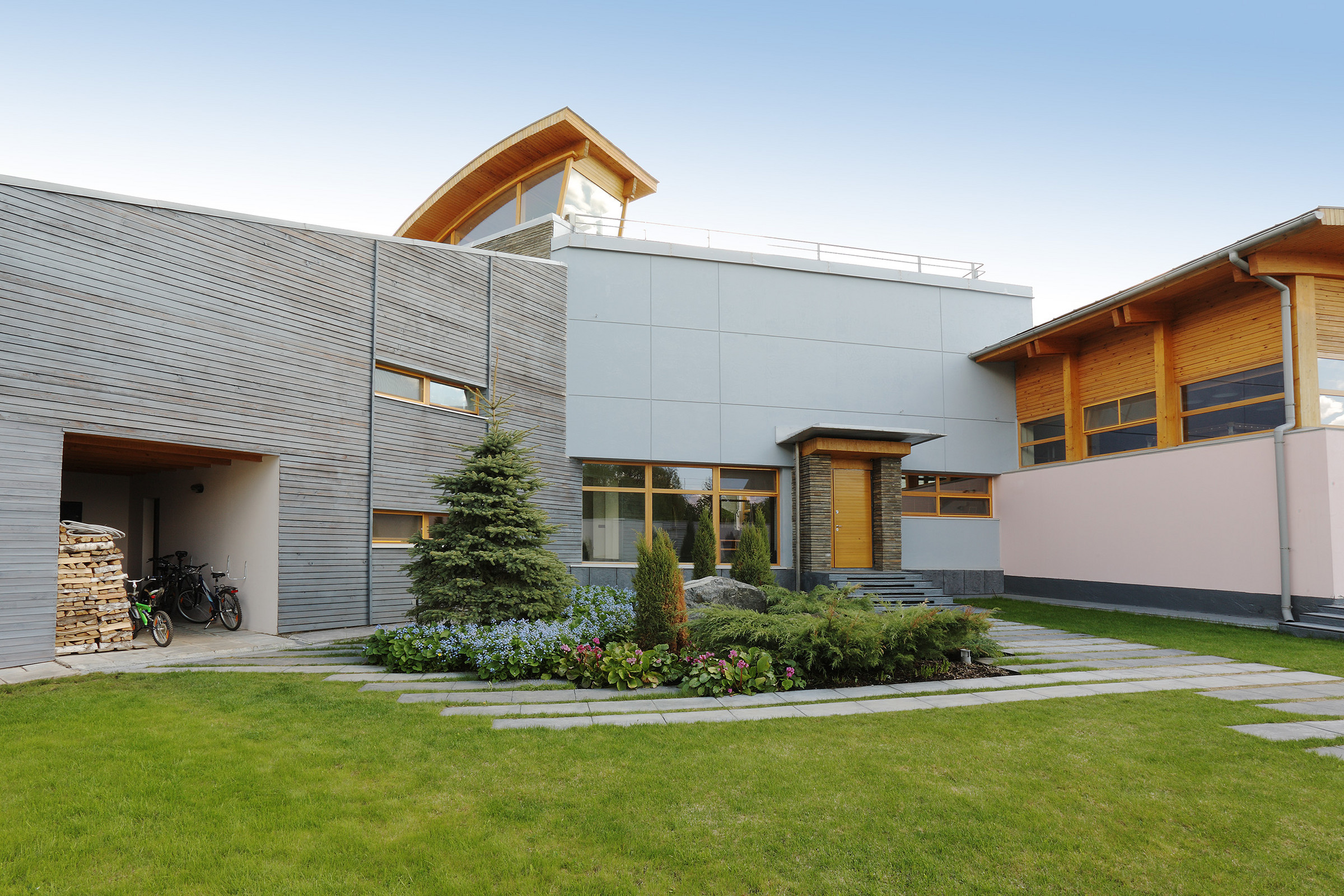 Дом в Ново-спасском, Киевское шоссе, МО