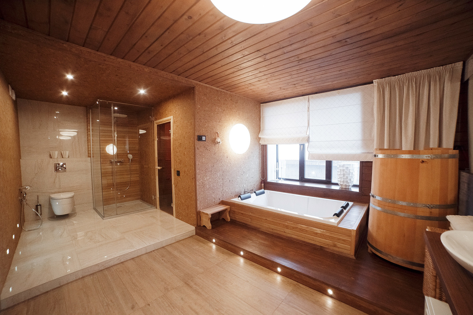 Интерьер коттеджа  300 кв. м   на Танковомкольце