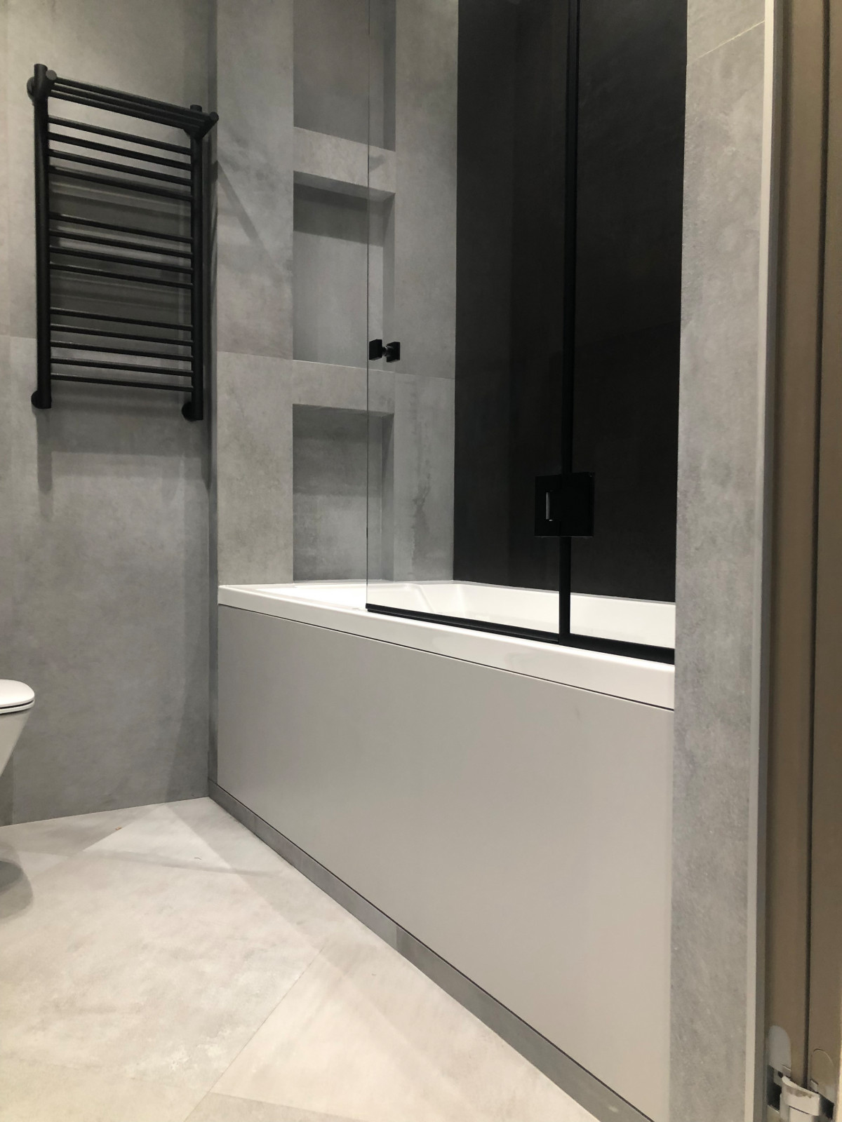 Экран под ванную