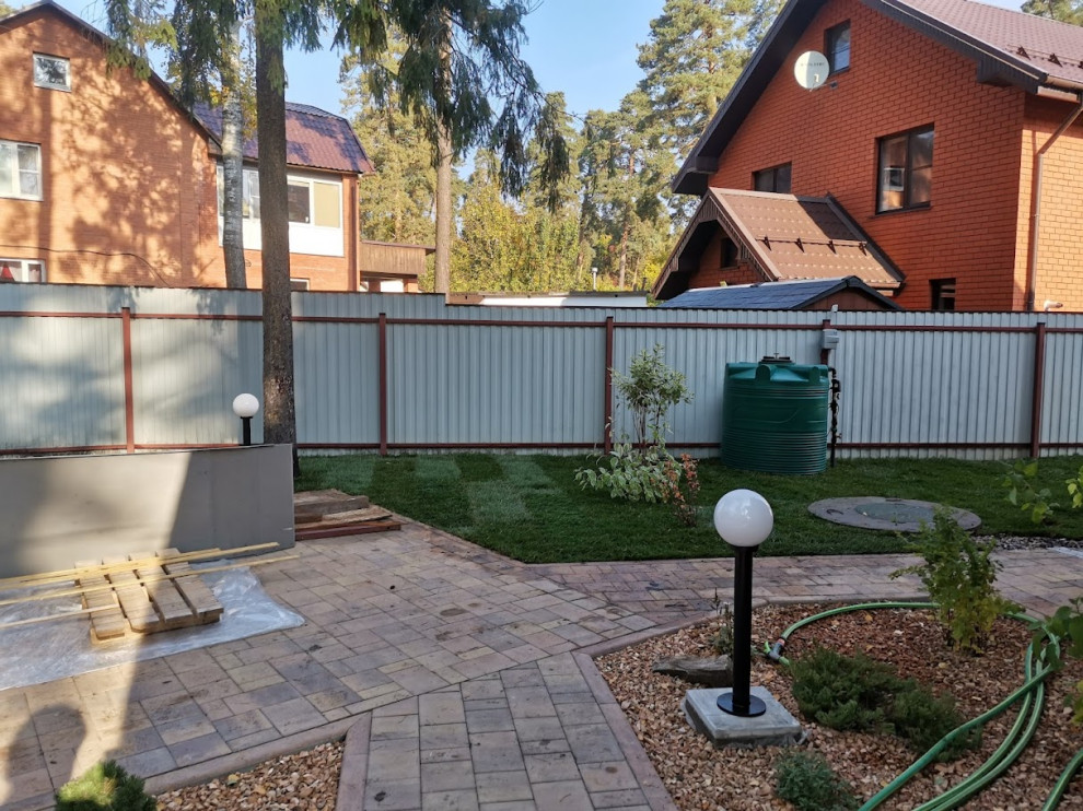 Реализация ландшафтного проекта на площади 300м2.