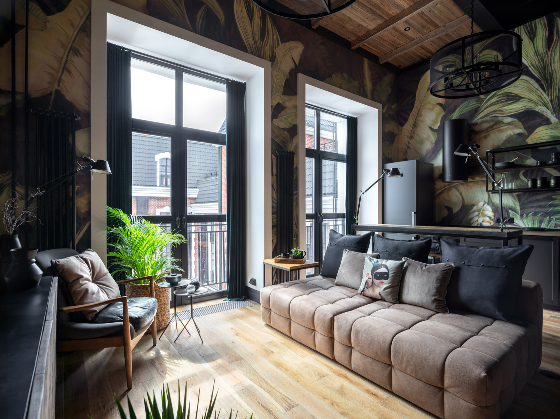Houzz тур: Тропический лофт на месте чаеразвесочной фабрики