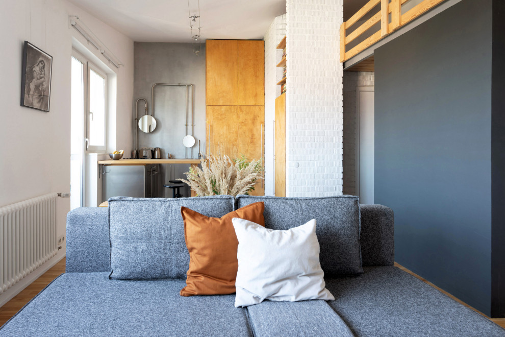 Contemporary loft - 2 level studio