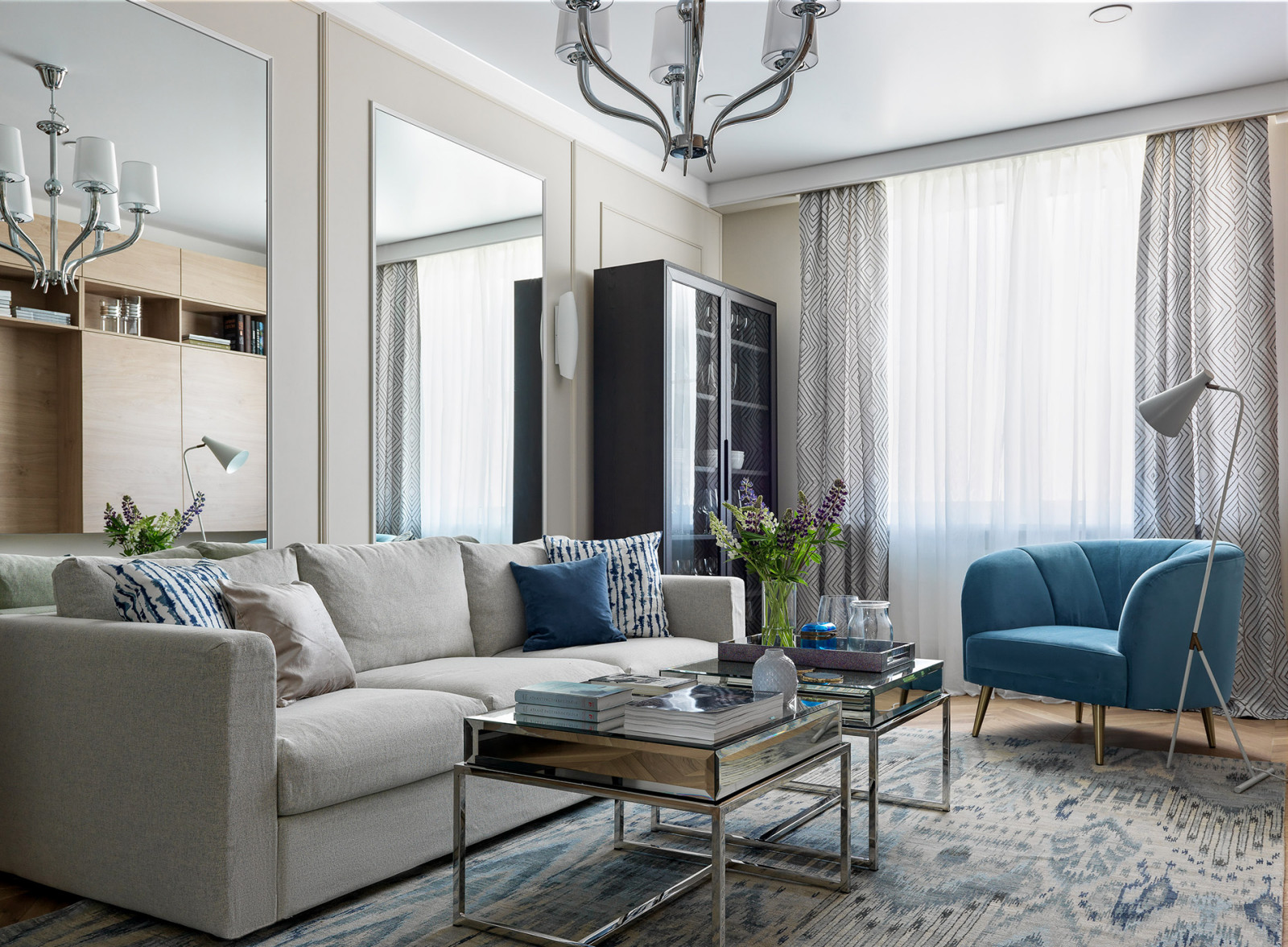 Arartment in Saint-Petersburg by TaupeHome