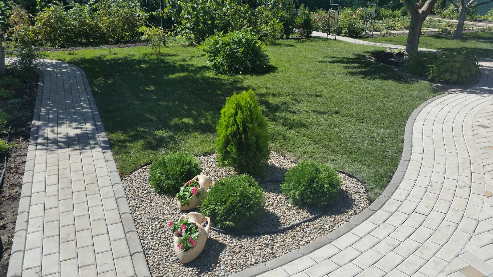 Рулонный газон в Ростове-на-Дону все работы под ключ!