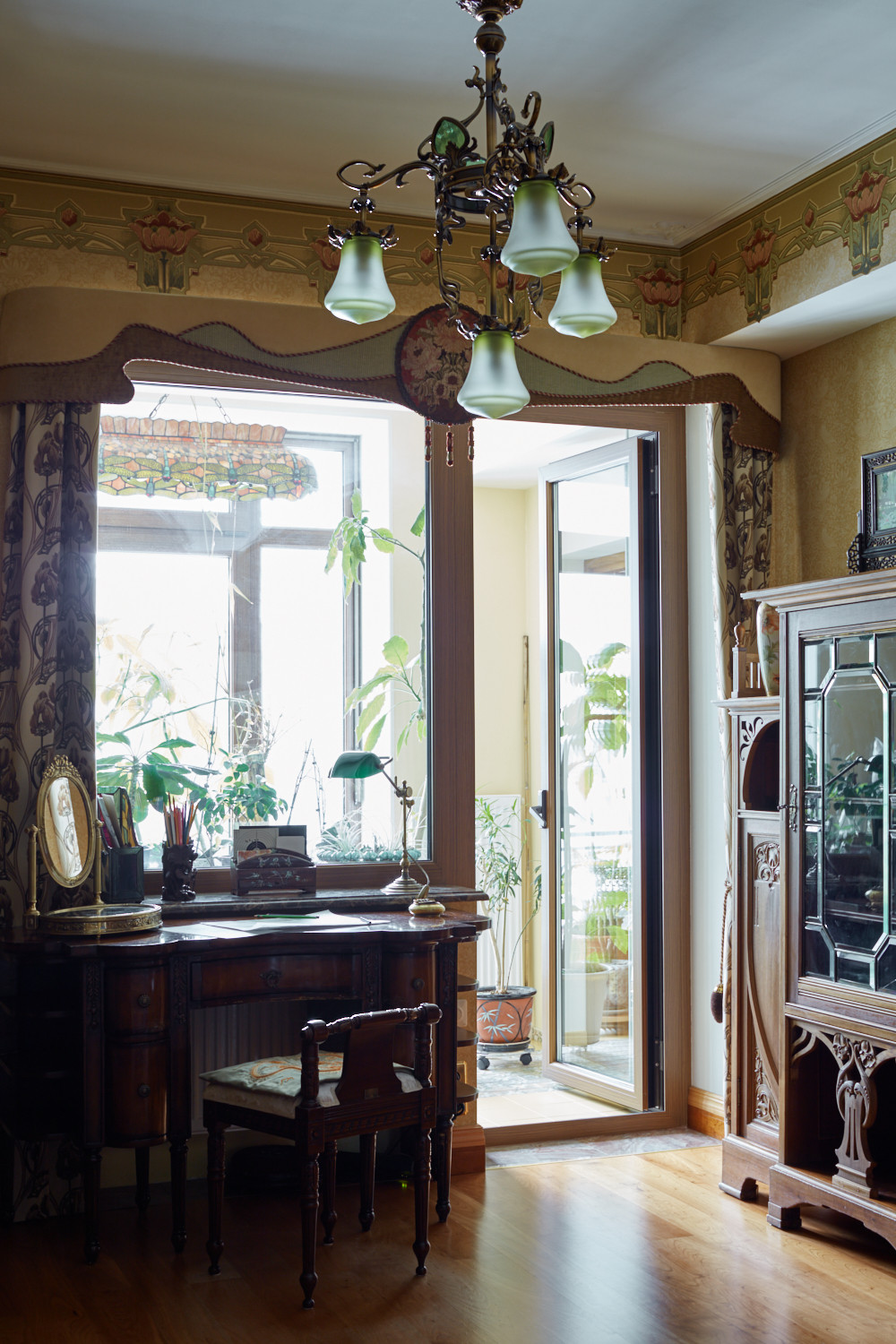 Houzz тур: Таунхаус современной колдуньи [без шуток]