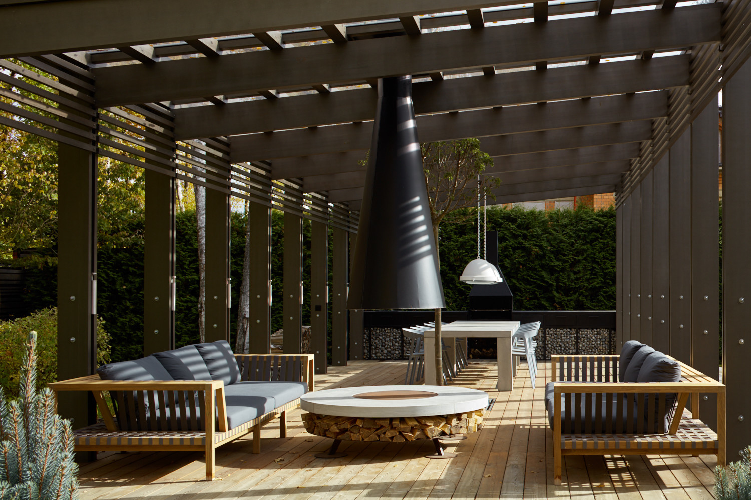 САДОВАЯ ГОСТИНАЯ