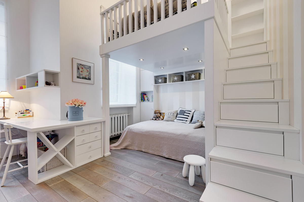 Белоснежная квартира в центре Санкт-Петербурга