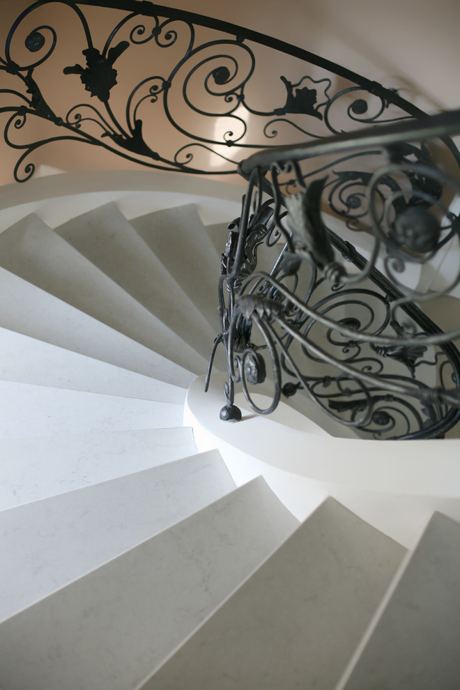 Лестница из кварца в ДНП "Весна"