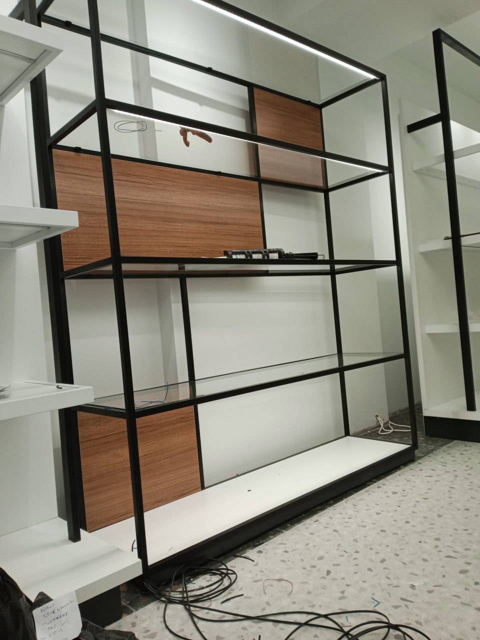 Обложка проекта: Shoe store in Istanbul