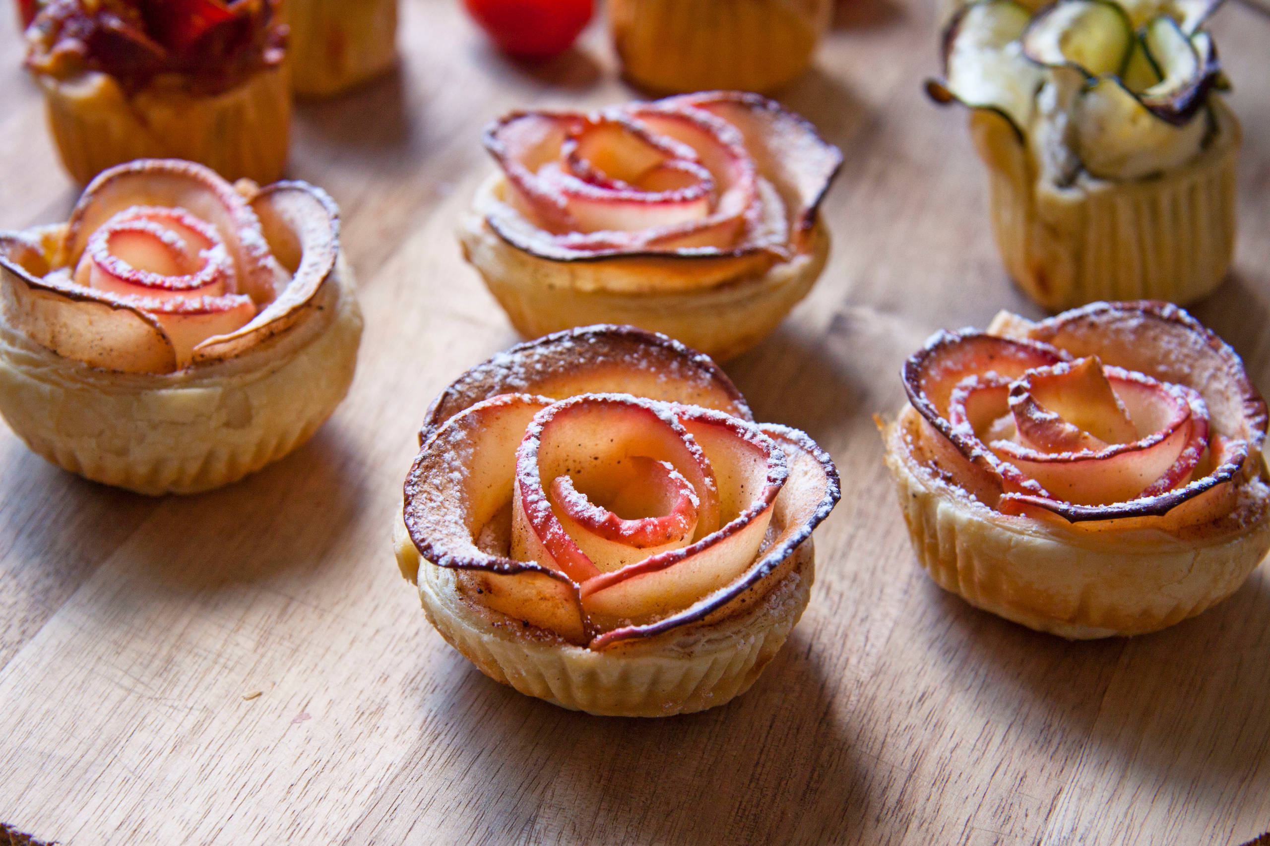 DIY: Розочки из соленых и сладких ингредиентов