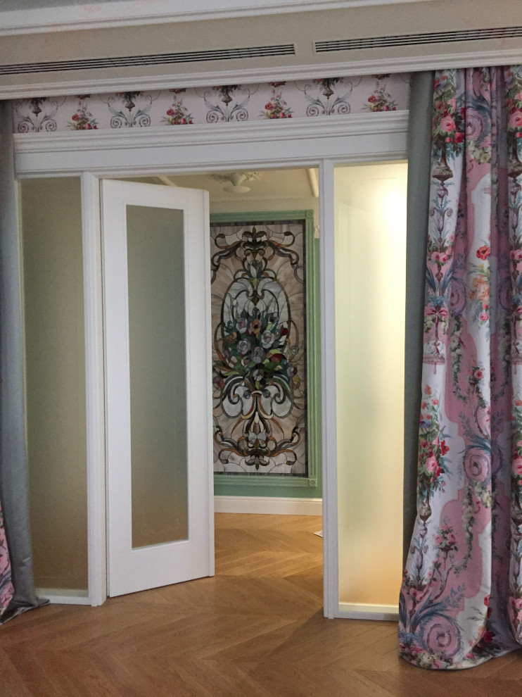 квартира в французском стиле в процессе декорирования