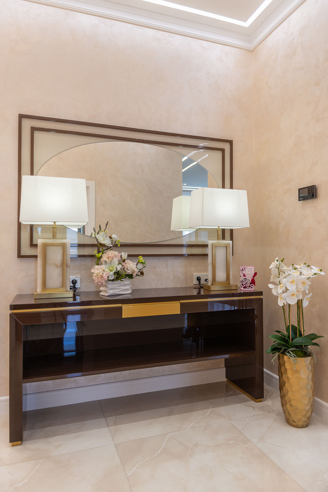 Дом с бассейном