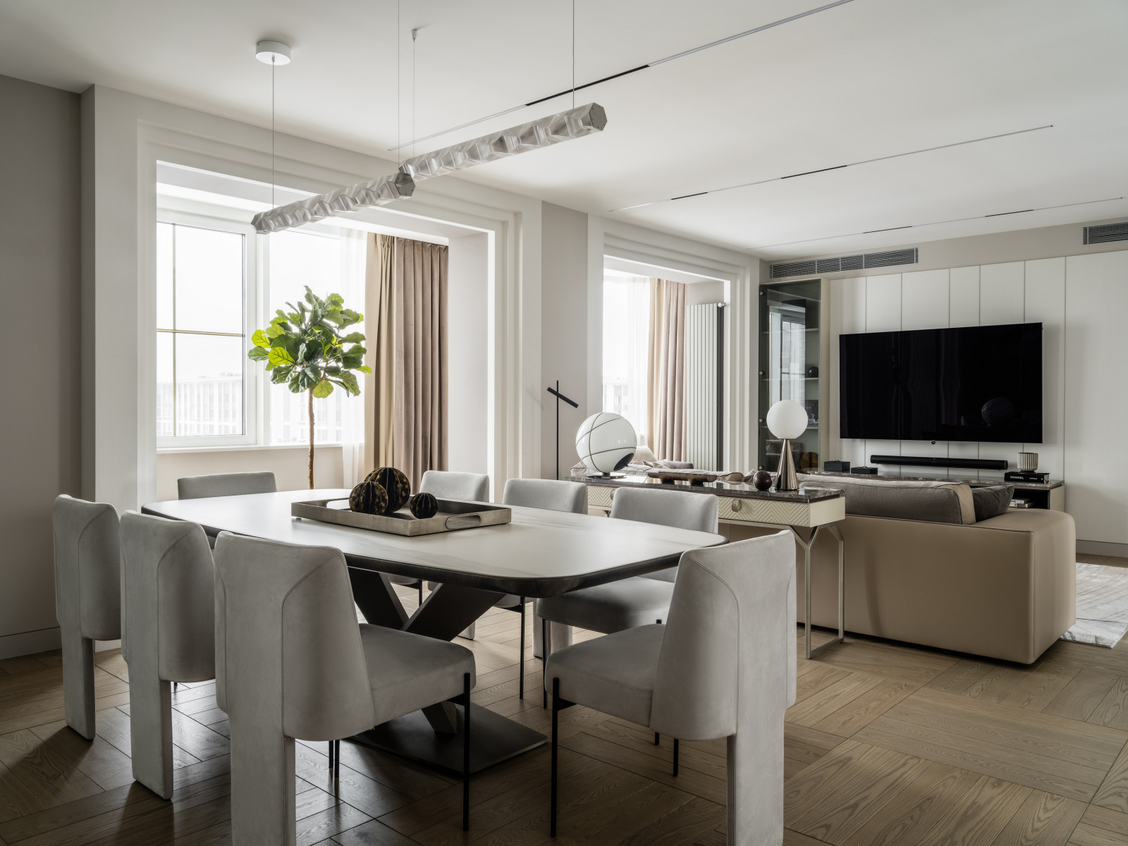 Семейная квартира в акварельных оттенках света и тени