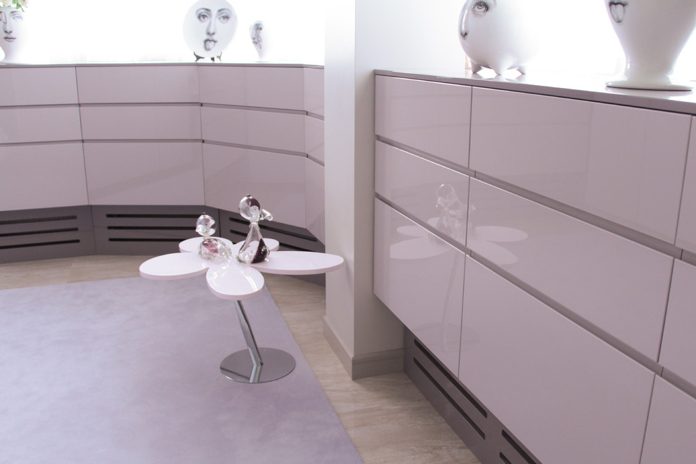 Шкафы на балконе