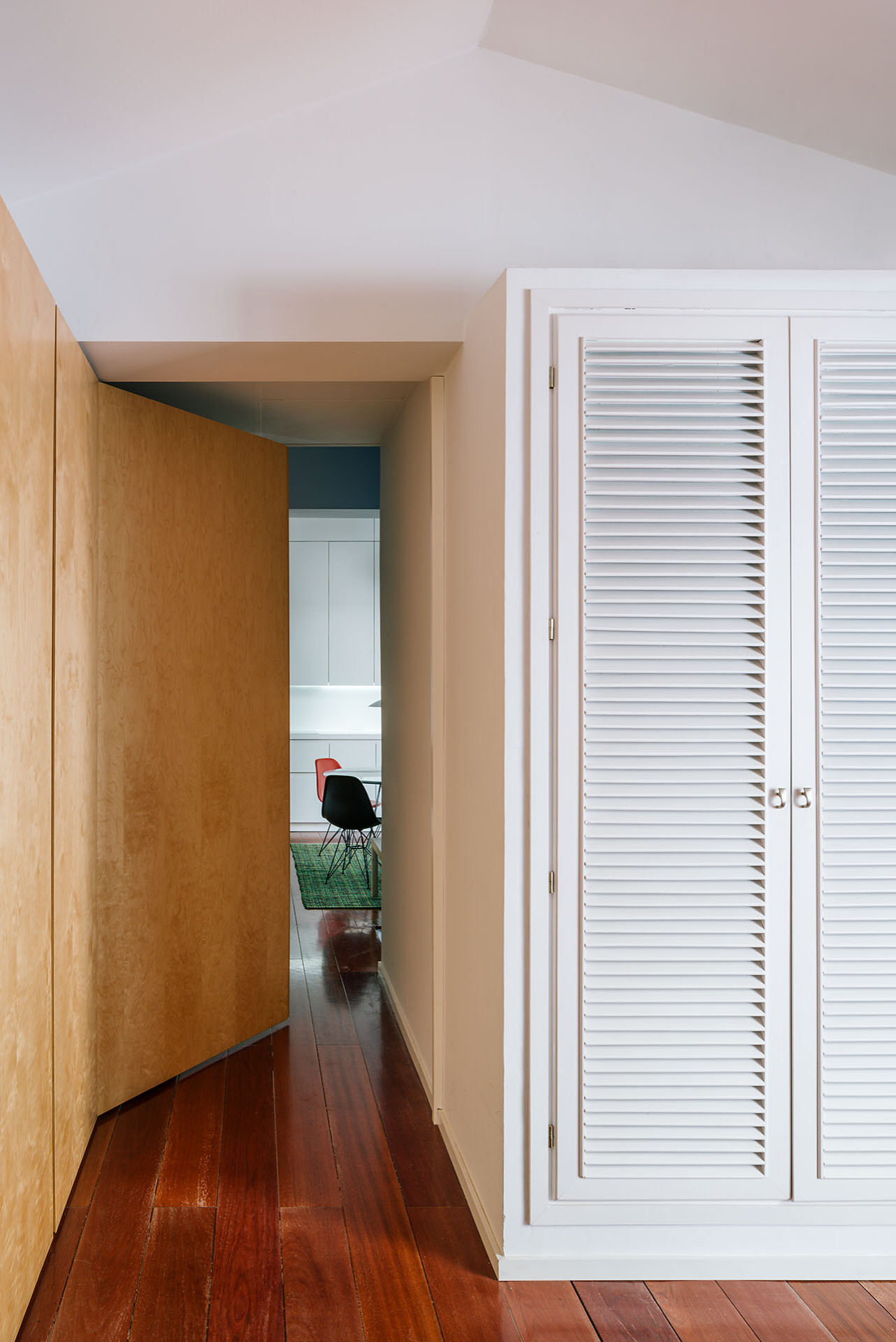 Houzz Испания: Квартира с бассейном — под самой крышей