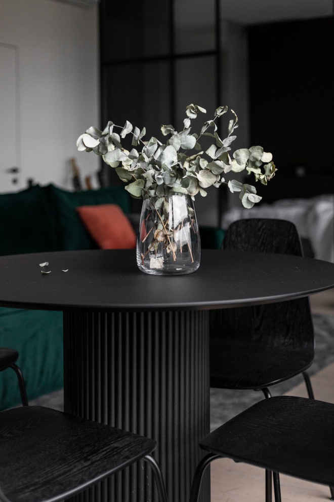 Новочерёмушкинская, 17