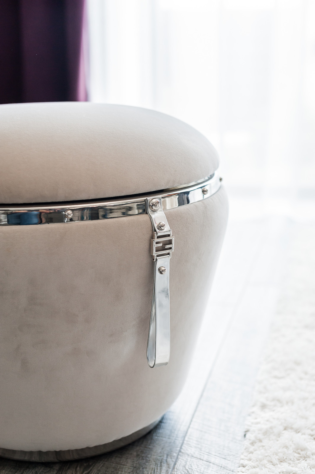 Дом с лошадиным бюстом