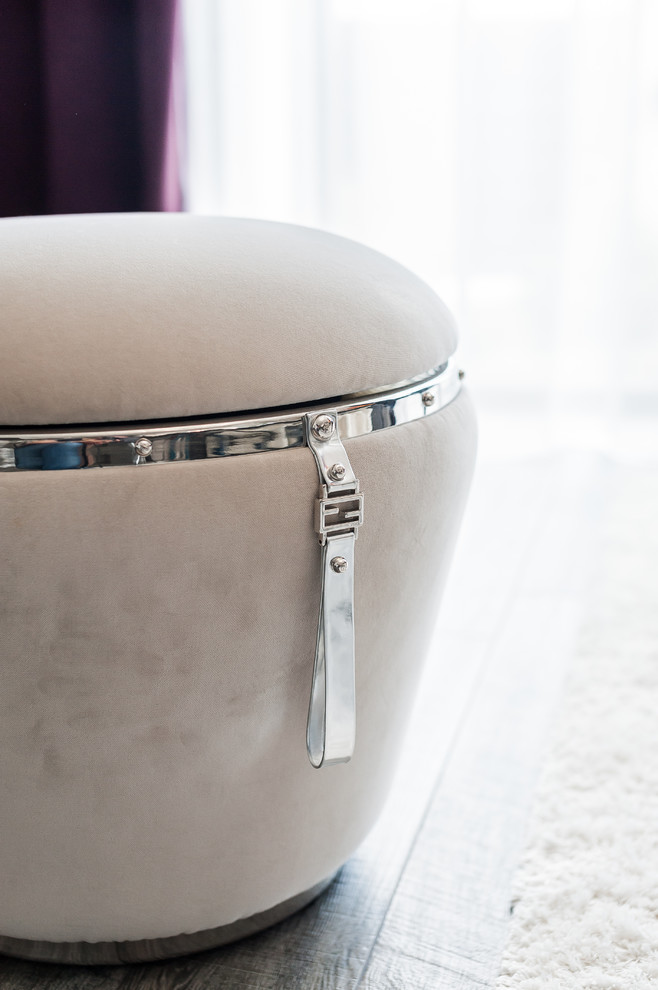 Дом с лошадиным бюстом