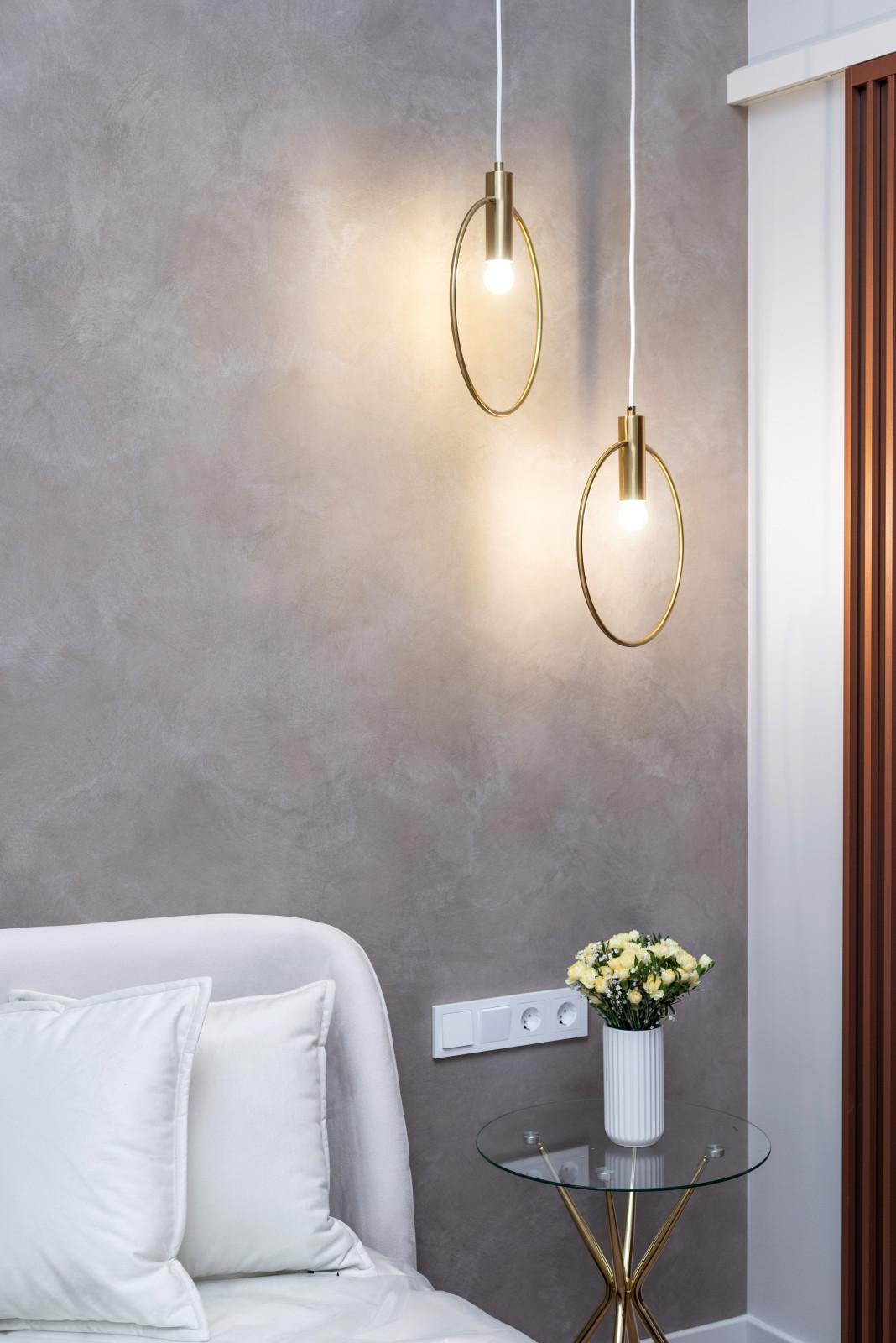 Реализация ЖК "Болконский", квартира с потолками 3,6 метра.