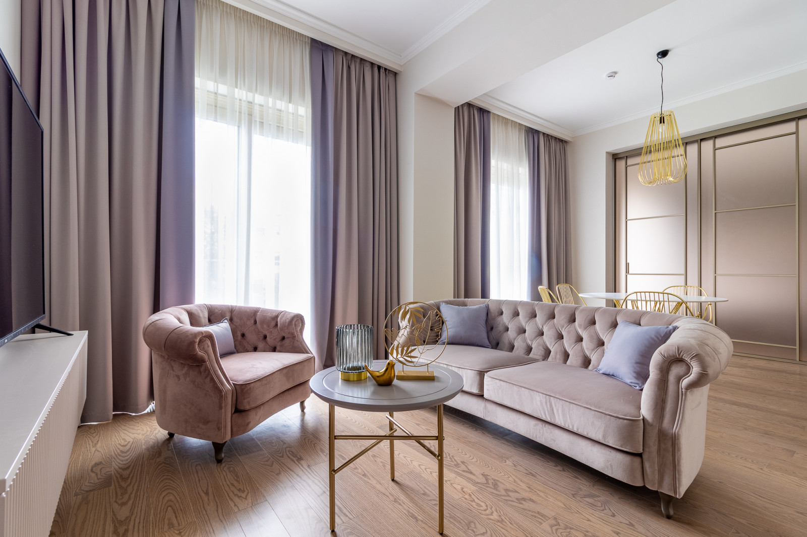 АК Grand Royal Residences