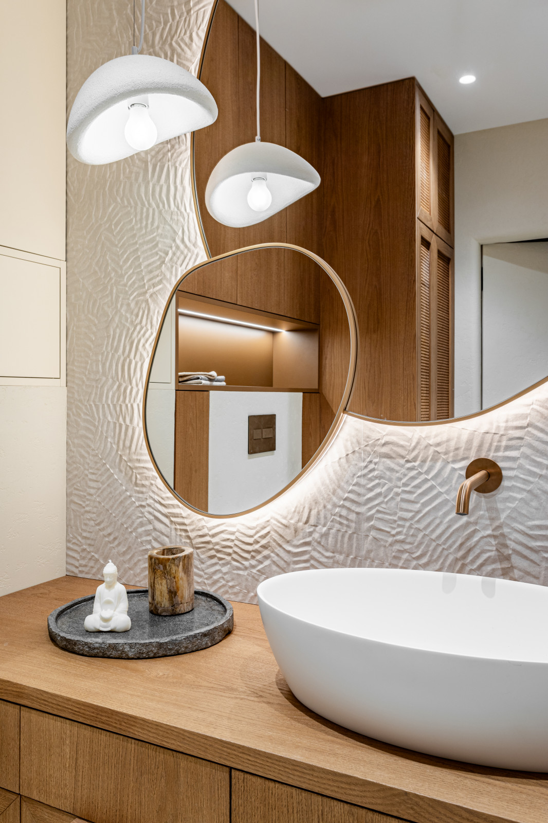 Квартира в балийском стиле на Петроградке