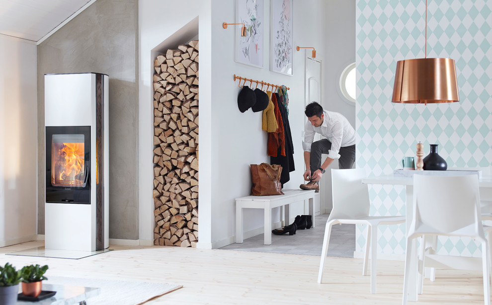 Обложка альбома: камин