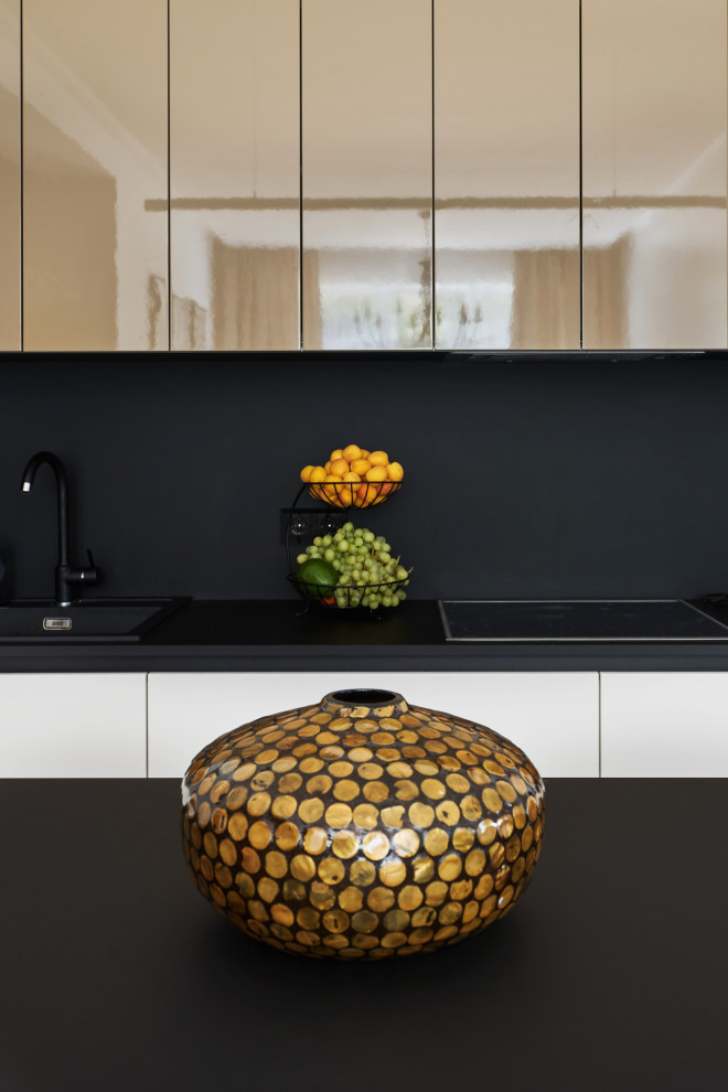 Кухня по проекту Виктории Осейко