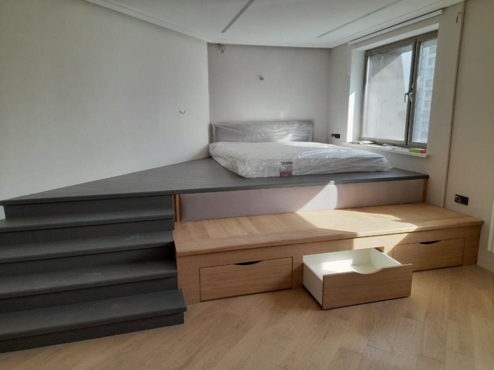 Обложка проекта: Детская с подиумом