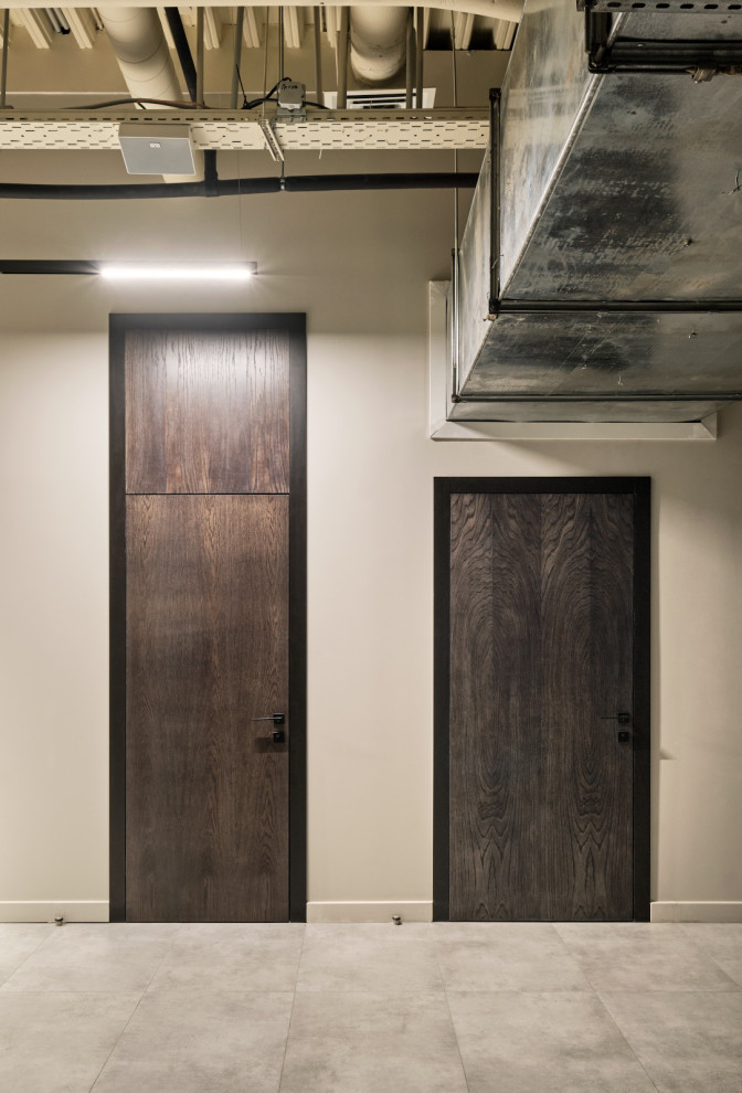 Высокие дубовые двери. 100% массив дуба.