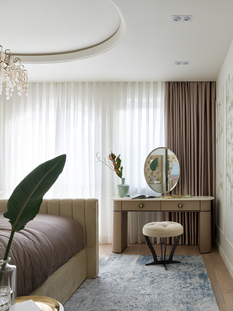 Атмосфера будуара ненавязчиво прослеживается во всех помещениях.