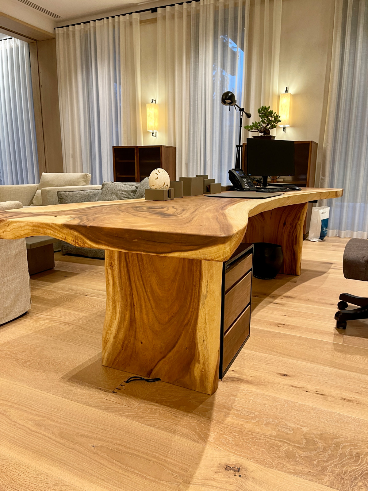 Стол Руководителя "Макассар" by Millennial Wood