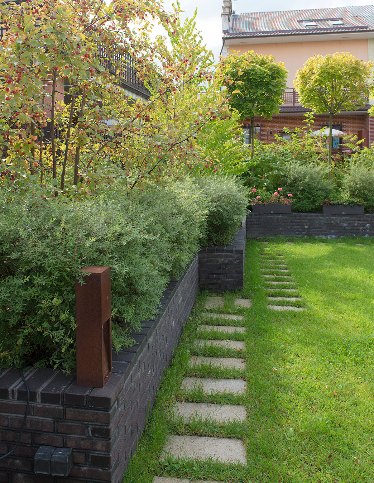 Обложка альбома: Двор / Сад / Веранда