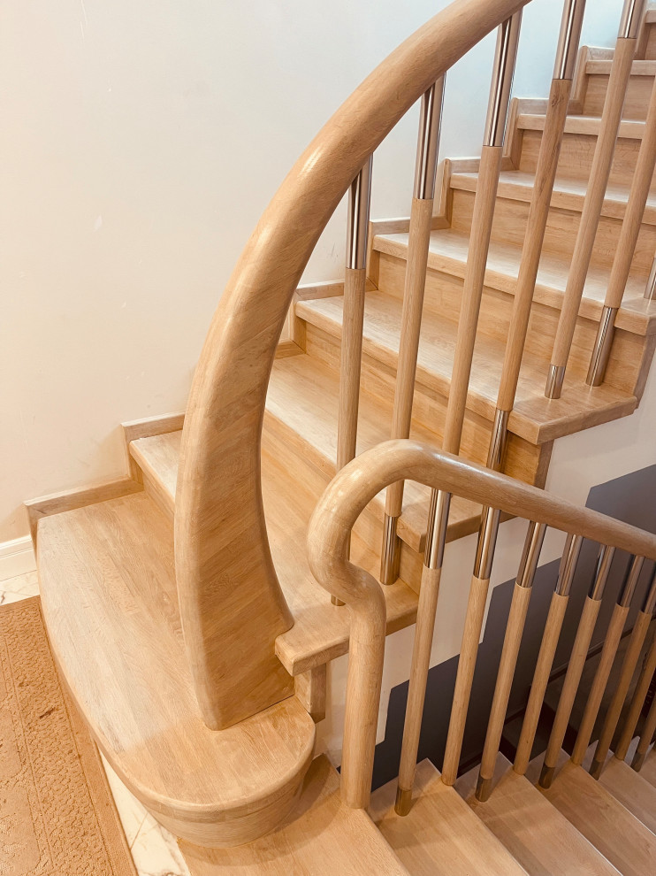 ЛЕСТНИЦА РОМАНСИАДО