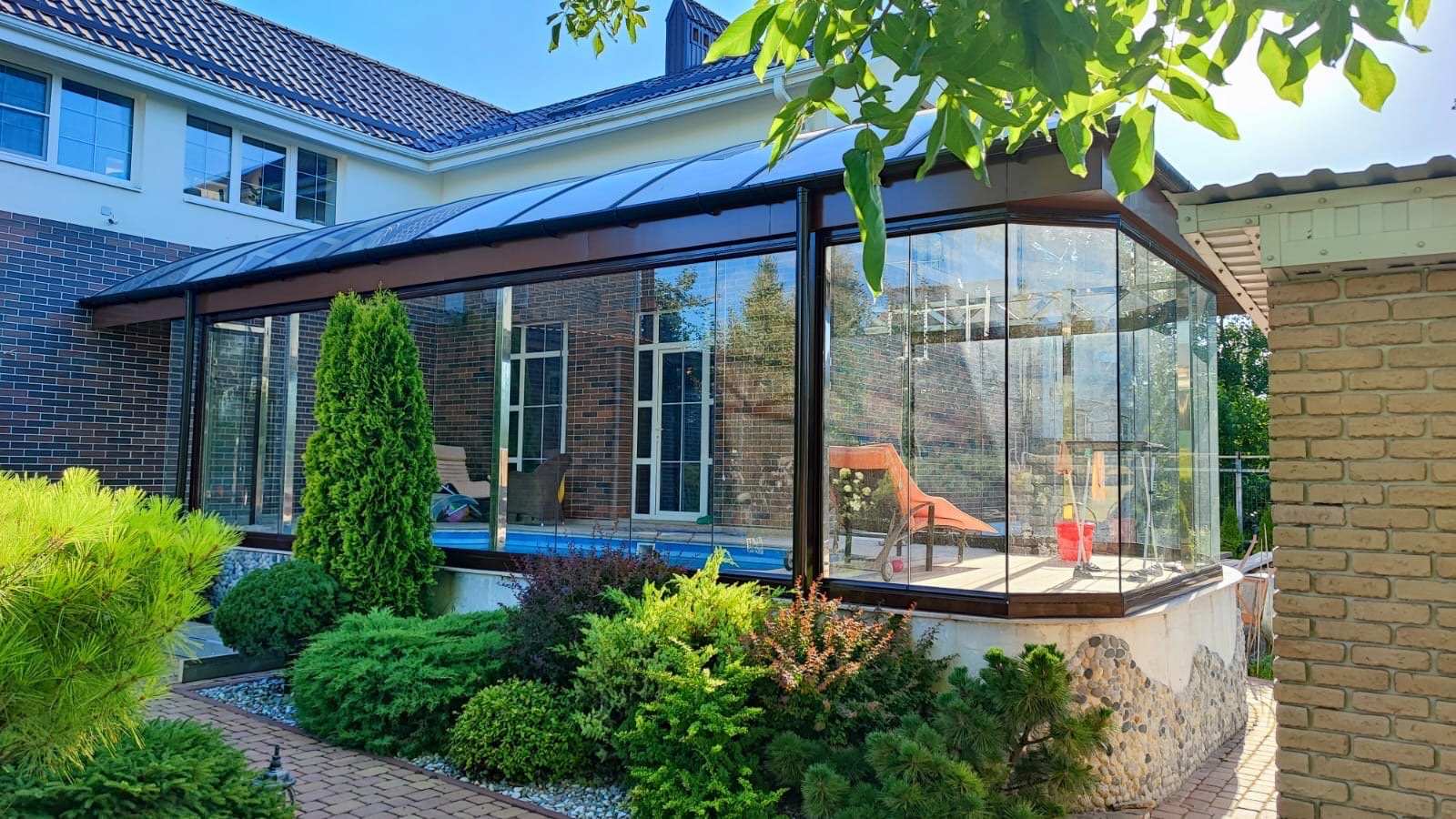 Обложка проекта: Остекление бассейна