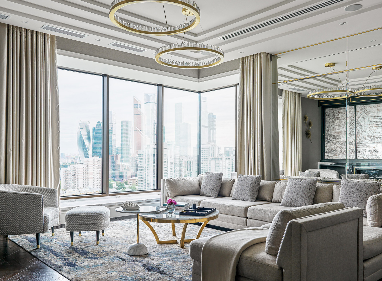 Обложка проекта: Elegant apartment in Residence MONE