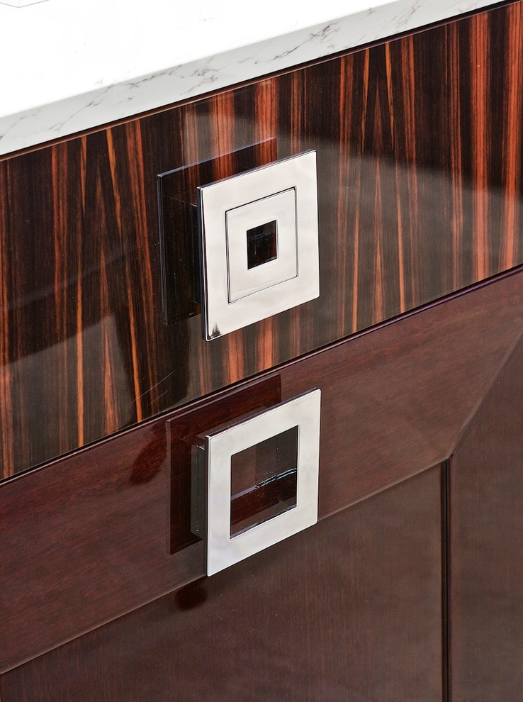 ИМПЕРИЯ, КЛАССИЧЕСКАЯ МОДЕЛЬ КУХНИ.