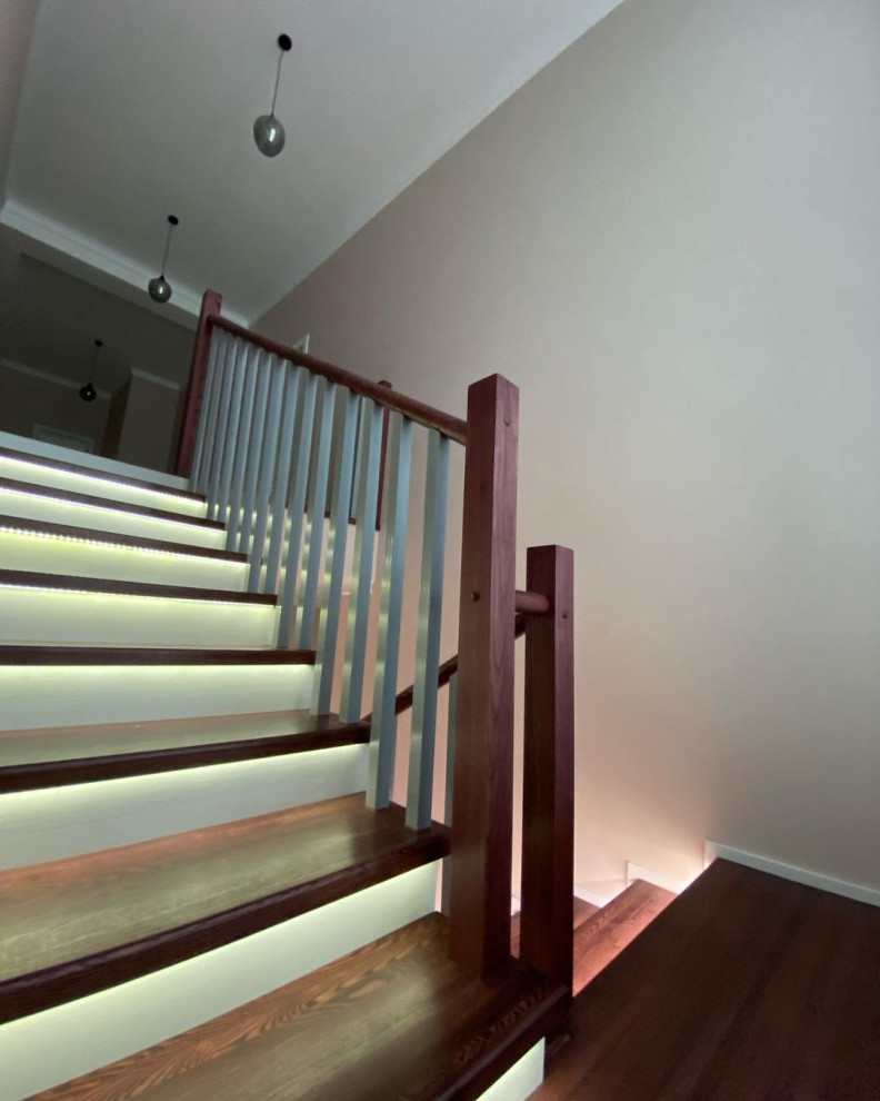 Лестница Алексея и Анны в КП Медная Подкова