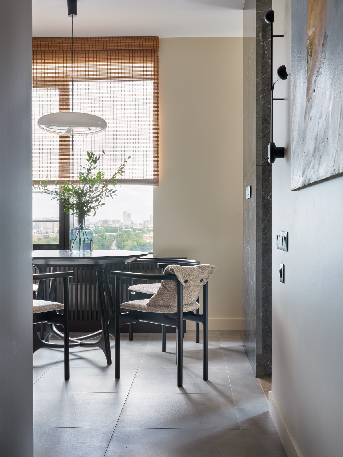 Современный интерьер с нотками Азии