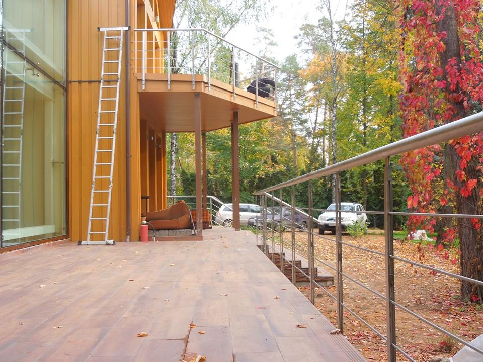 Нержавеющие перила террасы