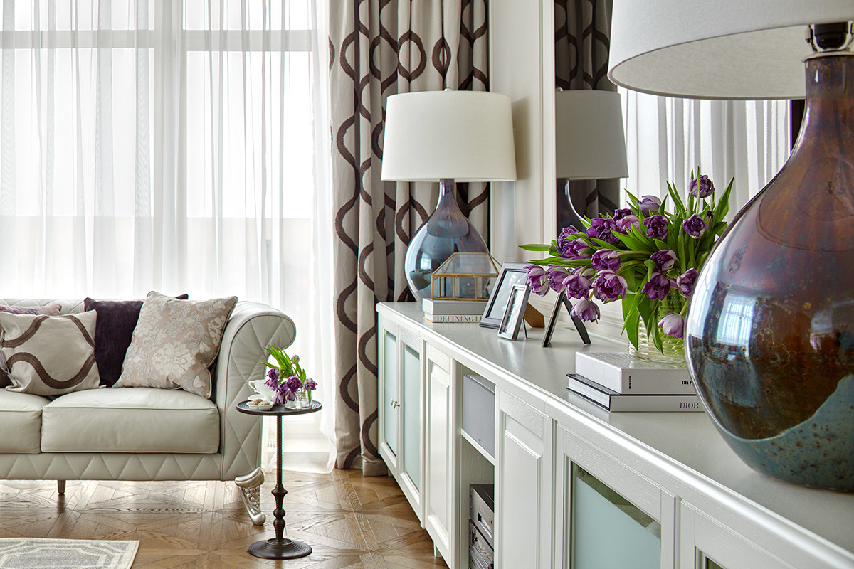 Houzz тур: Традиционный московский интерьер на 37-м этаже новостройки