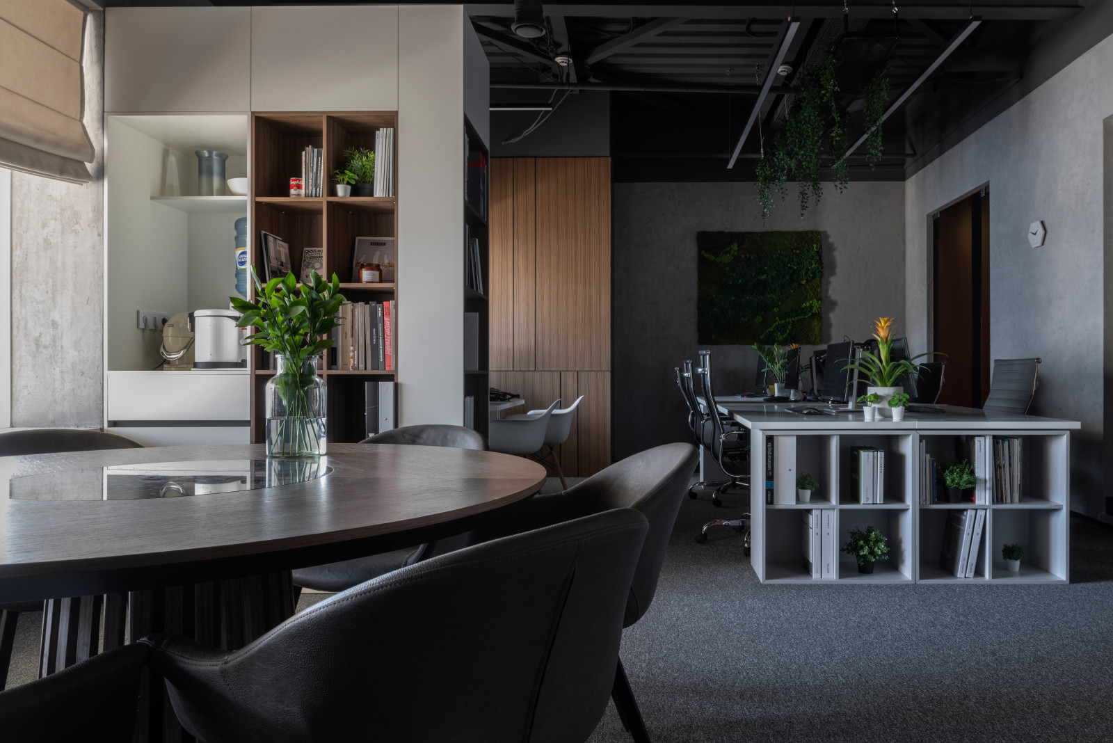 Реализация мебели по дизайн-проекту в офис «D&D Design»