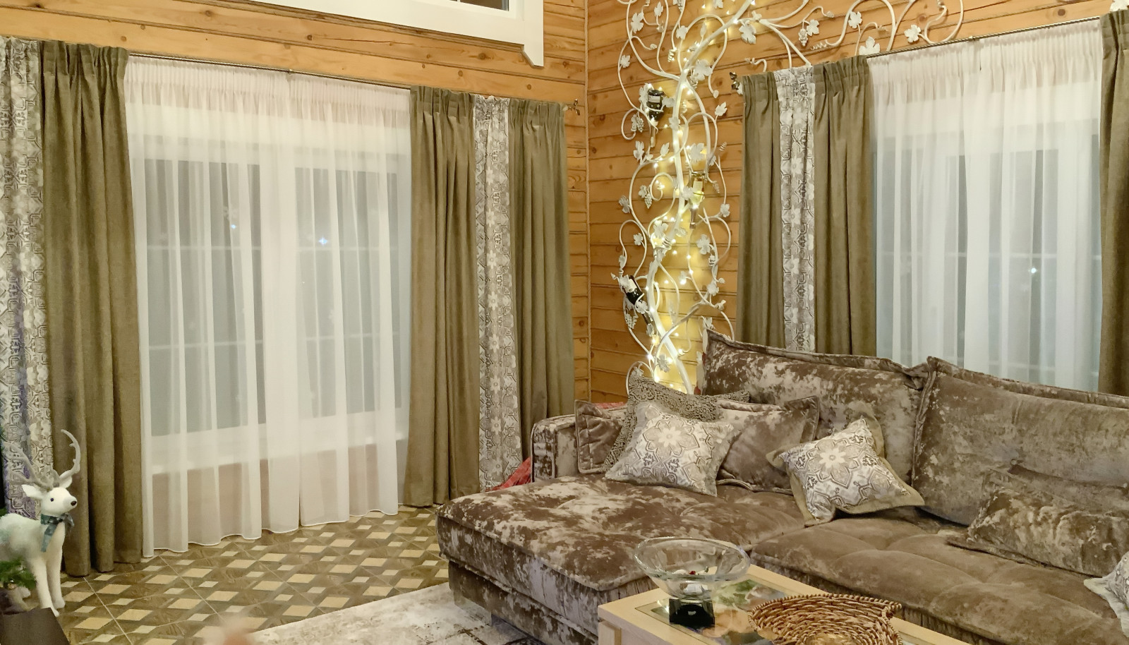 Шторы в гостиную загородного дома  - дизайн, пошив. монтаж.