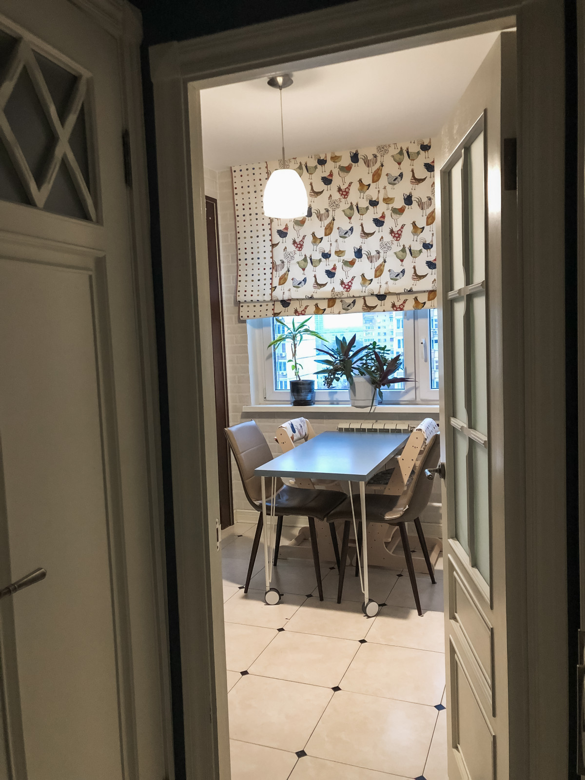 римская штора в стиле английского загородного дома